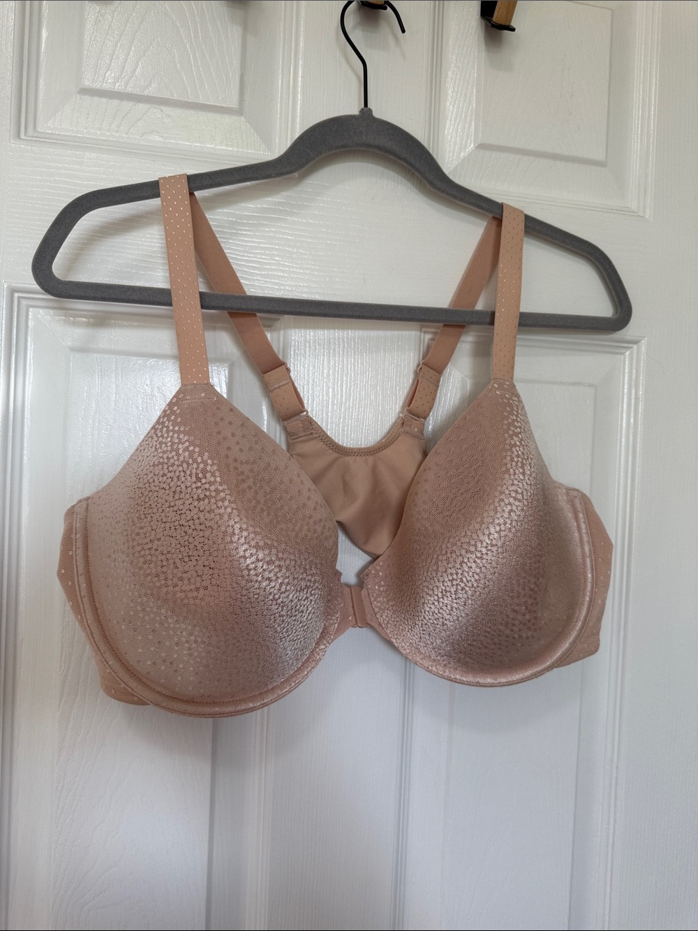Wacoal 40DD Nude Underwire Bra – Smooth Full Coverage, Racerback Convertible